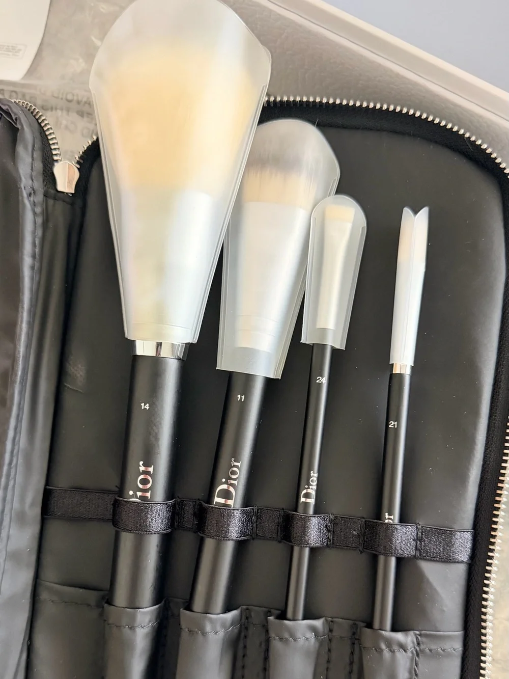 DIOR Beauty VIP Gift Makeup Brush Set Four 4-piece Case/Gift Box